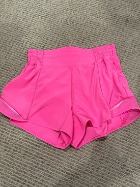 Sonic Pink Lululemon Hotty Hot shorts